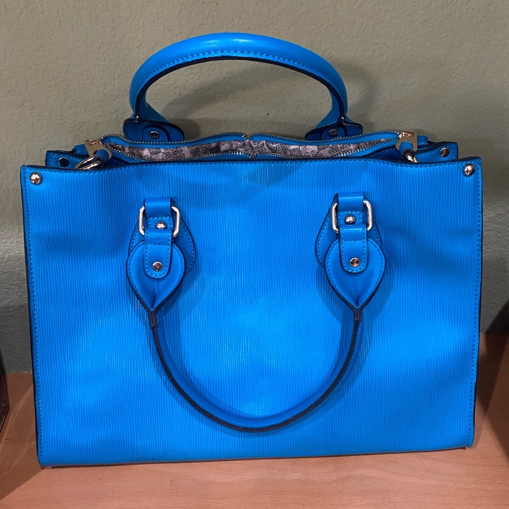 Elegant Blue Women's Handbag